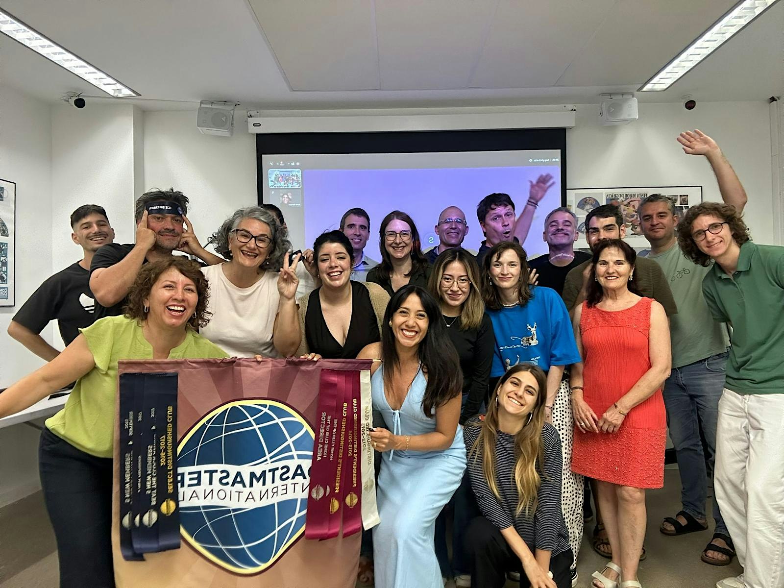 Práctica de oratoria. TOASTMASTERS