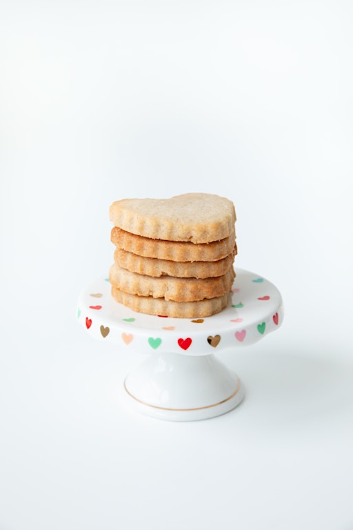 Annie's Signature Sweets SCOTTISH SHORTBREAD 101 Baking Class