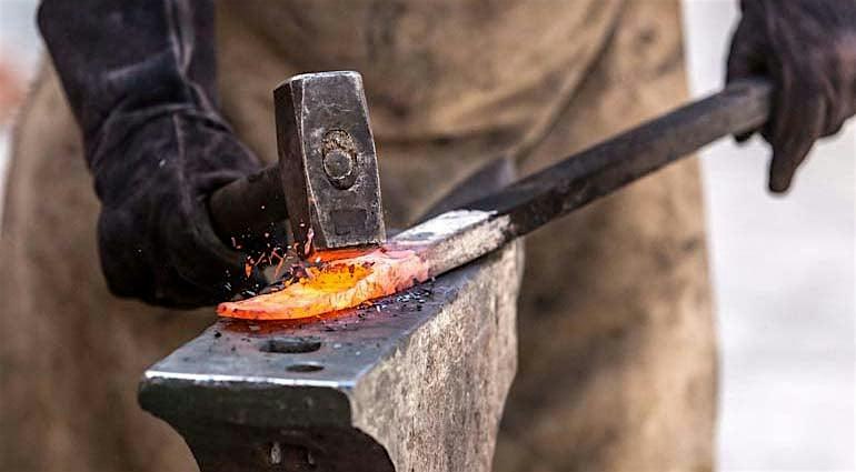 EXPERIENCE BLACKSMITH CLASS