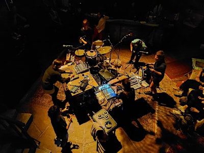 Acephalic Headspace: ladr ache + Lésions Graves Sextet plays Julius Eastman