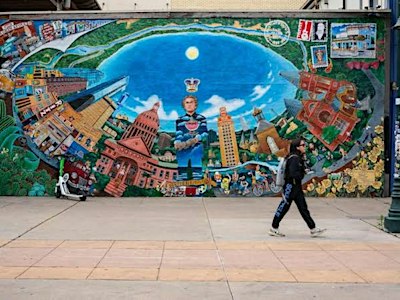 Walk The Drag: Explore Austin's Iconic Music, Art & Culture
