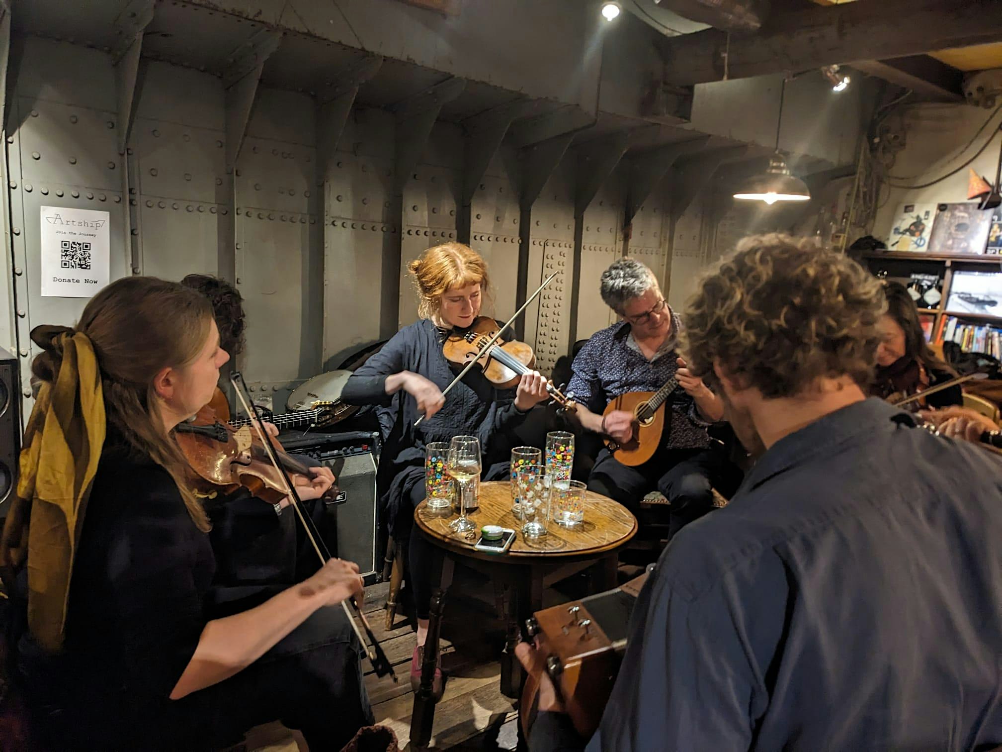 Free Event: Traditional Folk Music Session