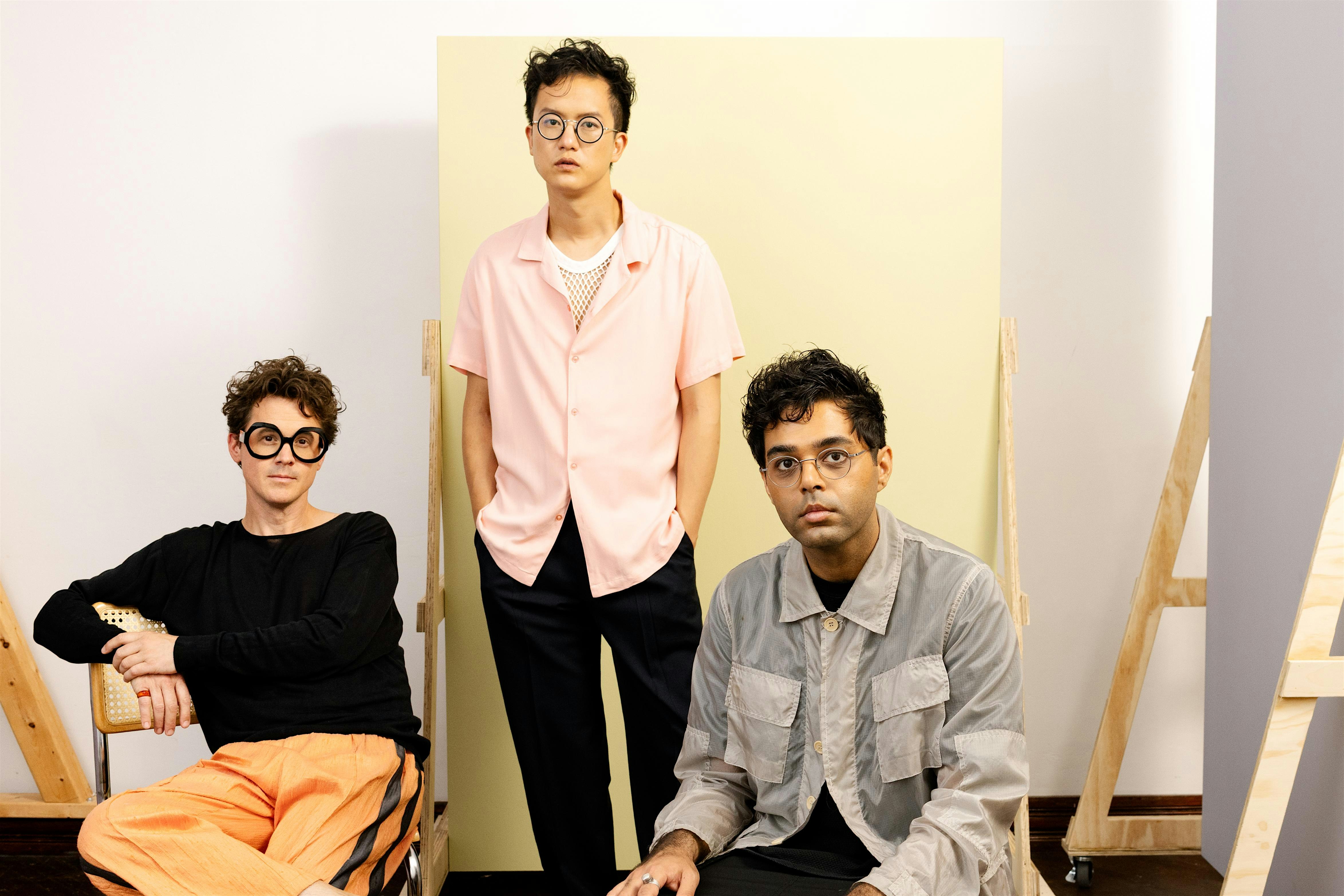 Son Lux, mmeadows, Vines