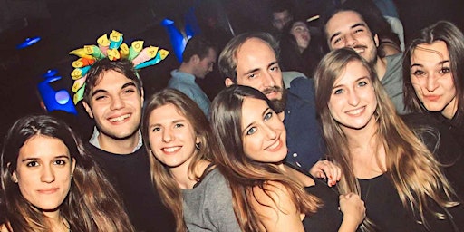Pub crawl Barcelona by E-VOLVE