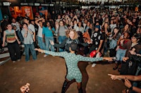 HOUSE & GARAGE LIVE