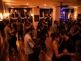 Friday Social Köln – Tanzen, Musik & gute Gesellschaft