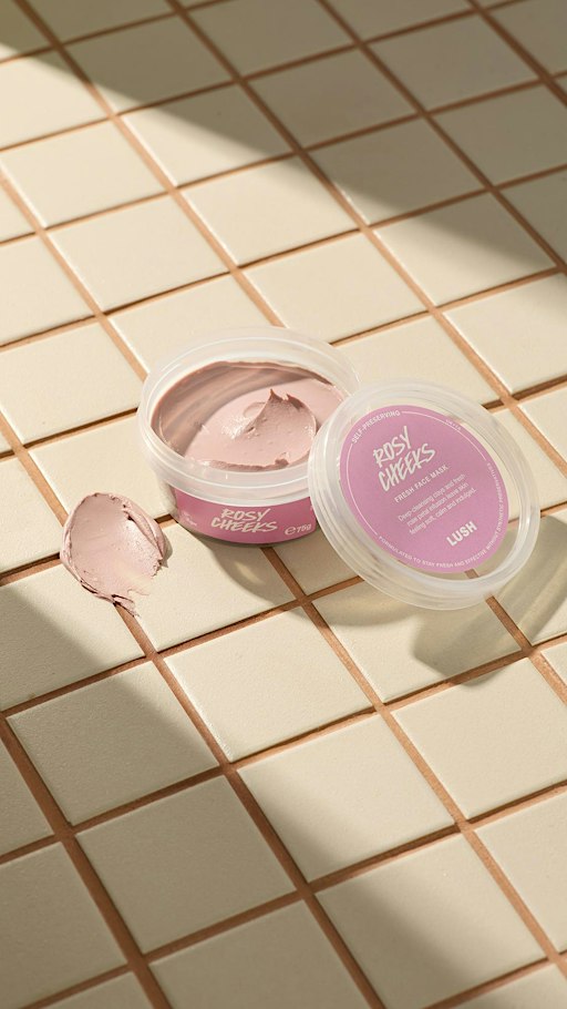 Taller de mascarilla facial en LUSH Barcelona Centro - ¡Varias fechas!