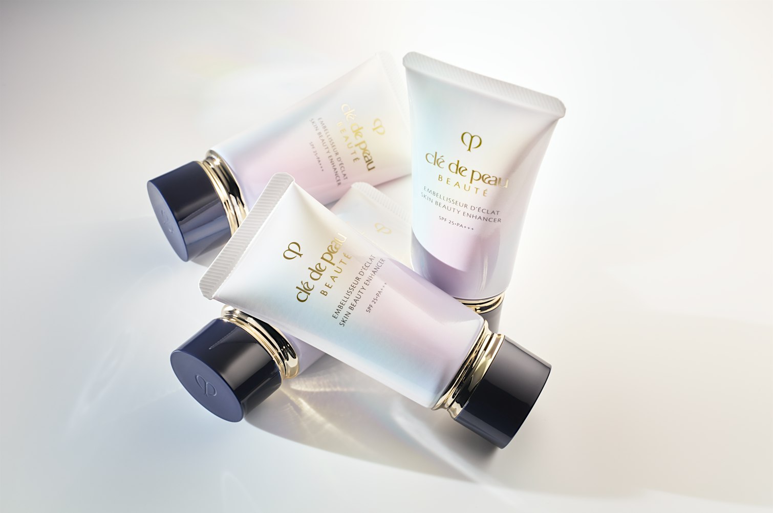 Clé de Peau Beauté Radiance Base Makeup Masterclass