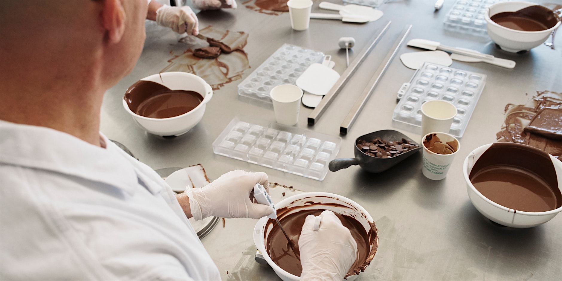 Master the Art of Chocolate with Pidapipó: A Hands-On Experience