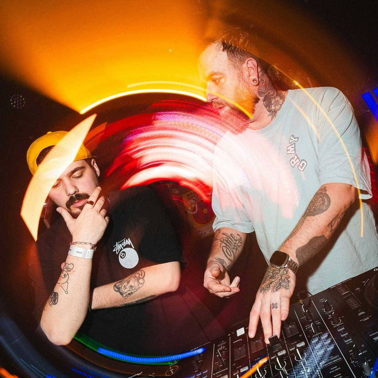 Milkshake presenta Karamelo Klub