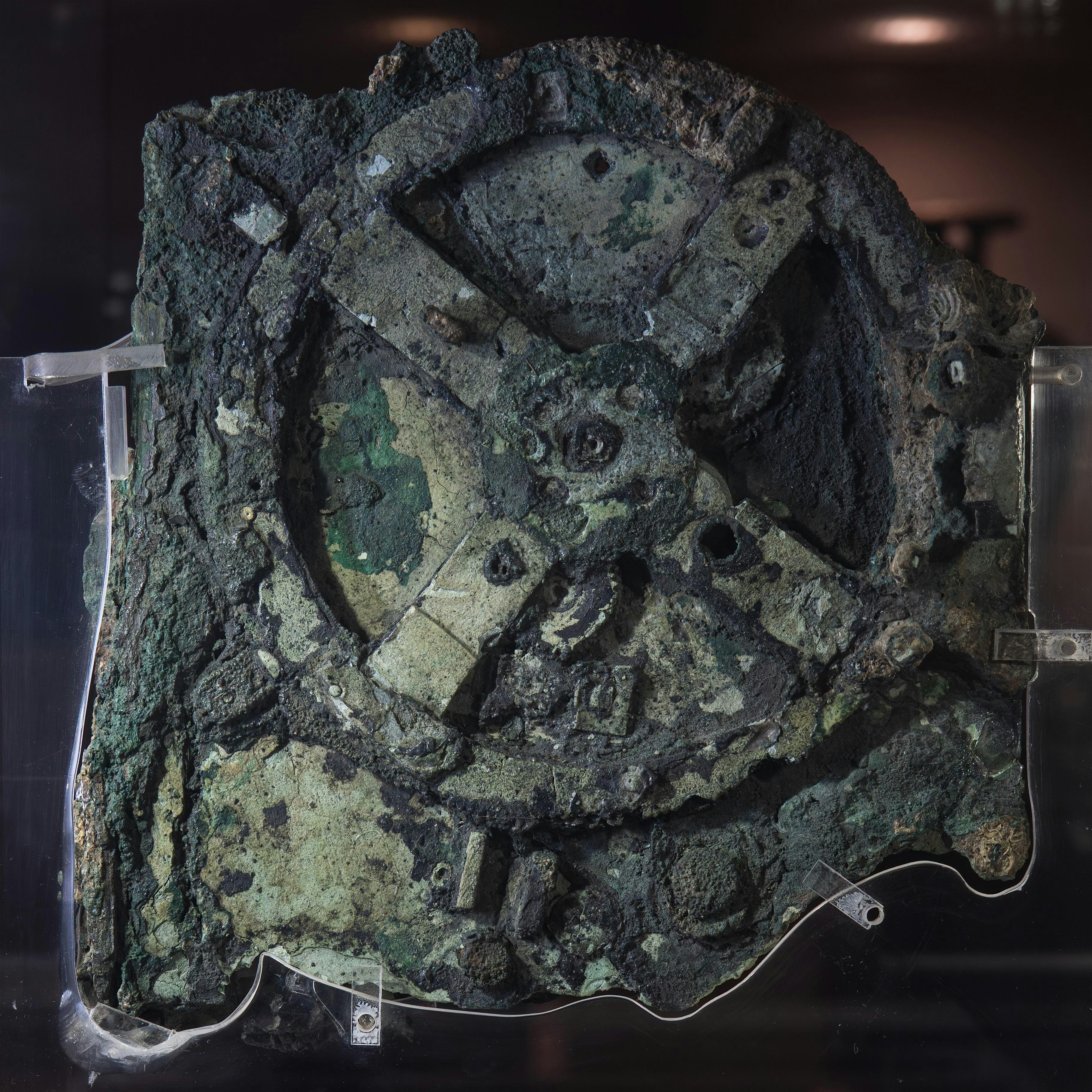 Het Antikythera Mechanisme: de 2000 jaar Oud-Griekse astronomische computer