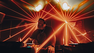 PROSUMER | CARRIEONDISCO | DJ M3
