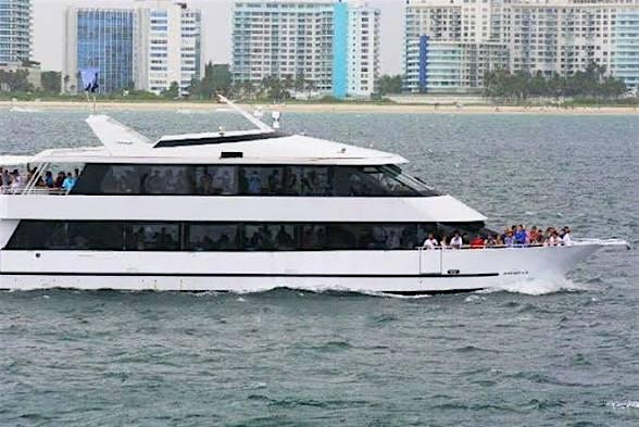 Weekly MEGA-YACHT (open-bar)