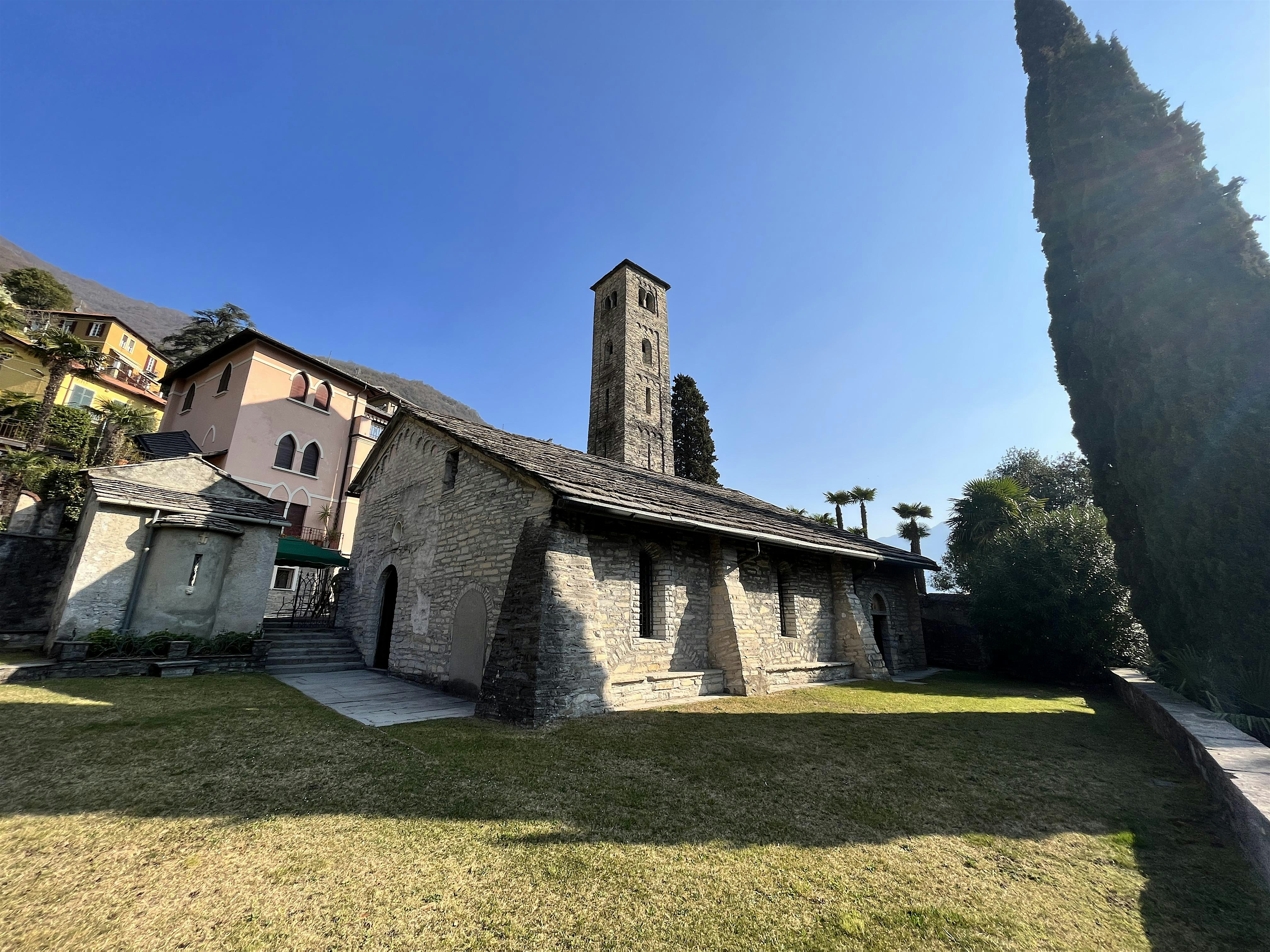 Visita la Chiesa romanica di Sant'Agata a Moltrasio