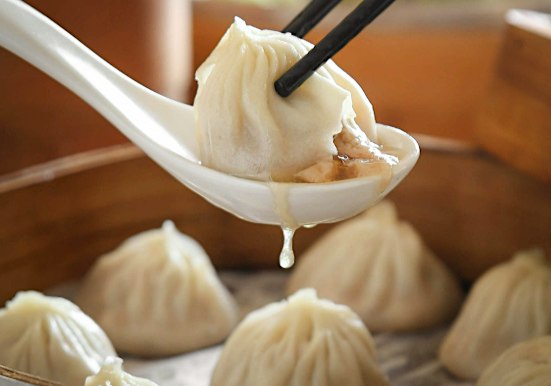 Shanghai Xiaolongbao Tour | Dine with Stranger Personal Trainer Alessandra