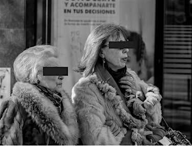 MUJERES