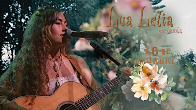 Lua Lelia en concierto con banda