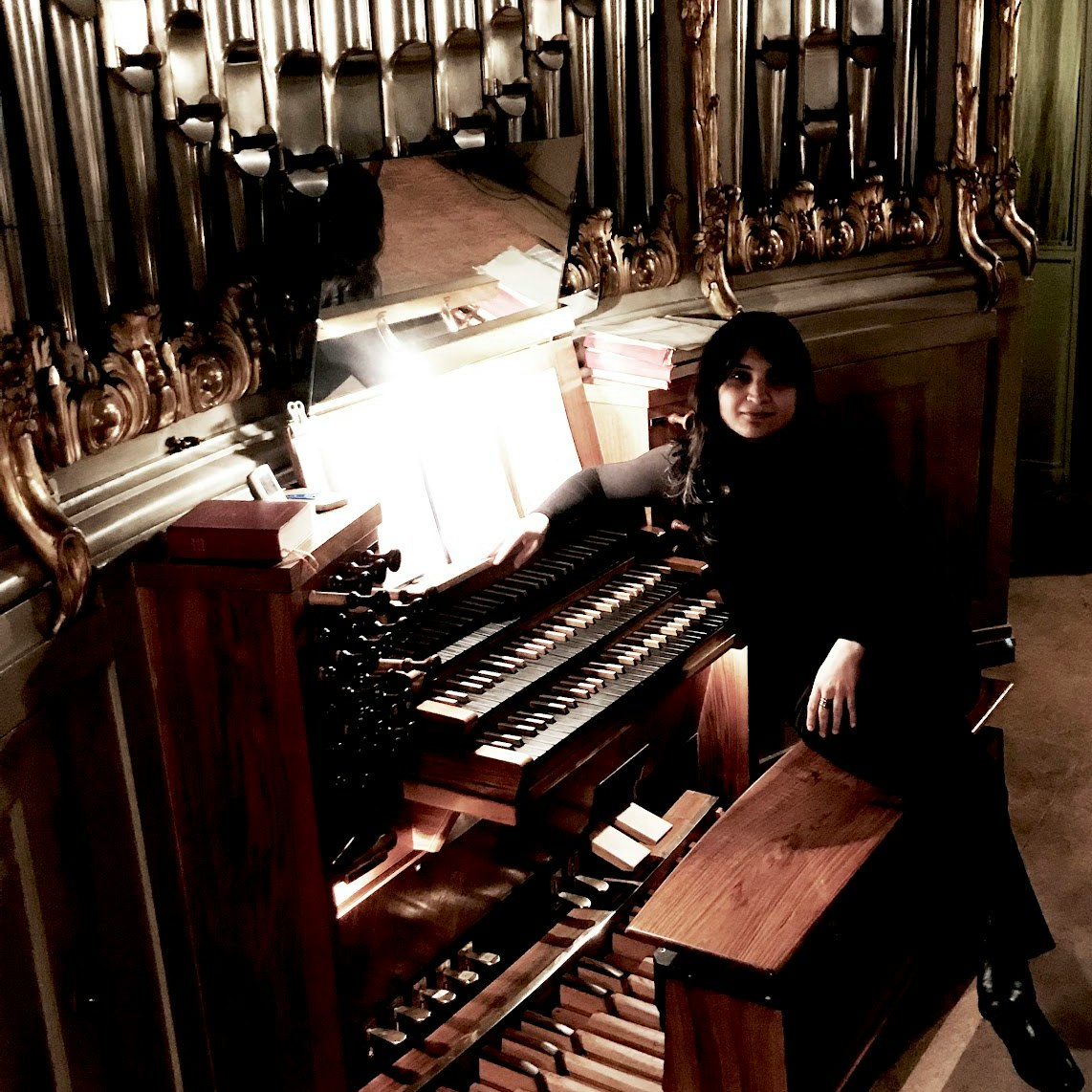 Sarah Davachi + Standard Issue - Night 1