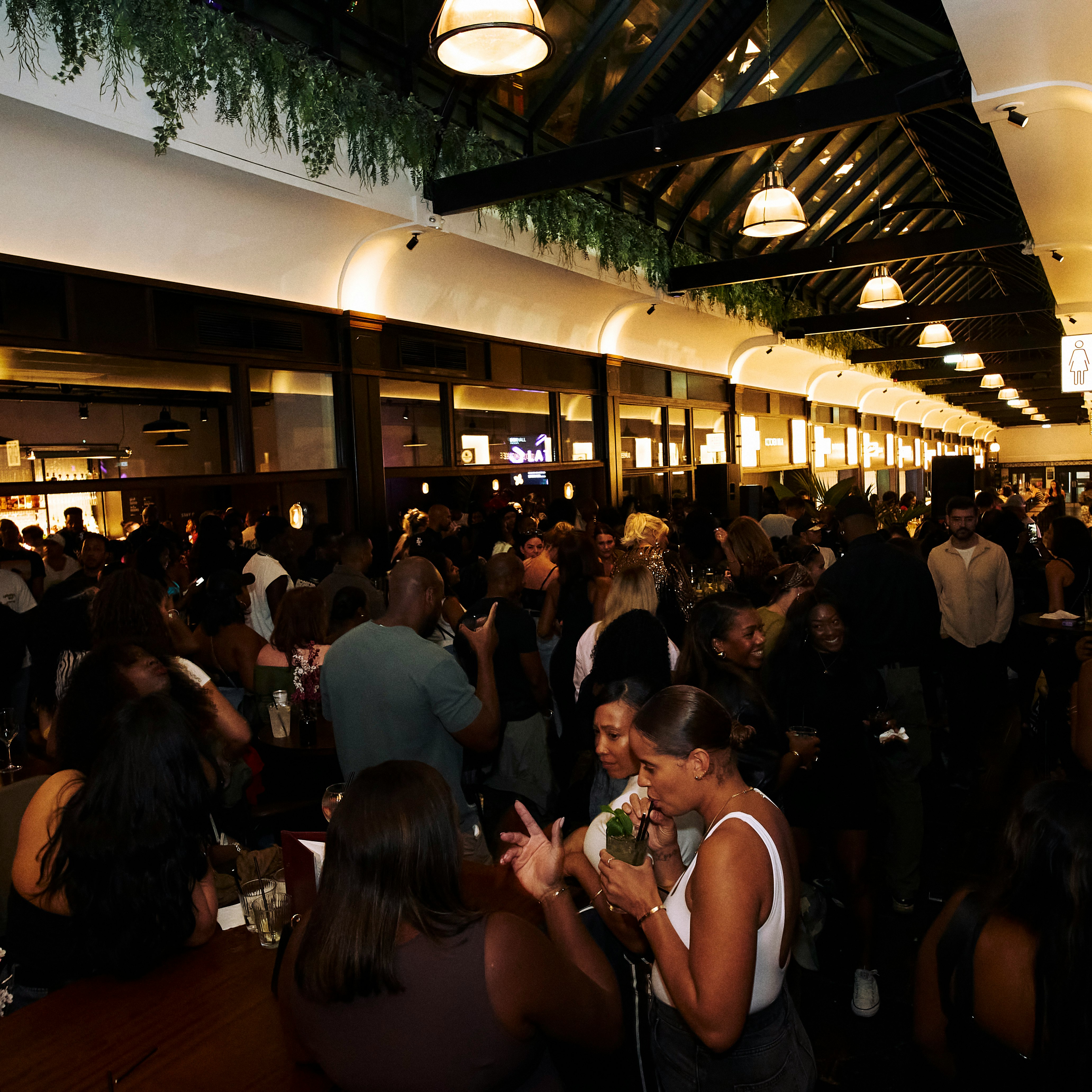 Boxhall Lates