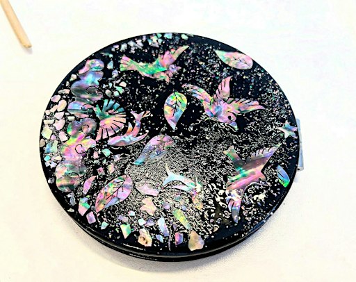 Create Your Own Mother-of-Pearl Craft Goods!