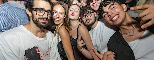 FREE Saturday Language Exchange Meetup - Drink, play & Speak