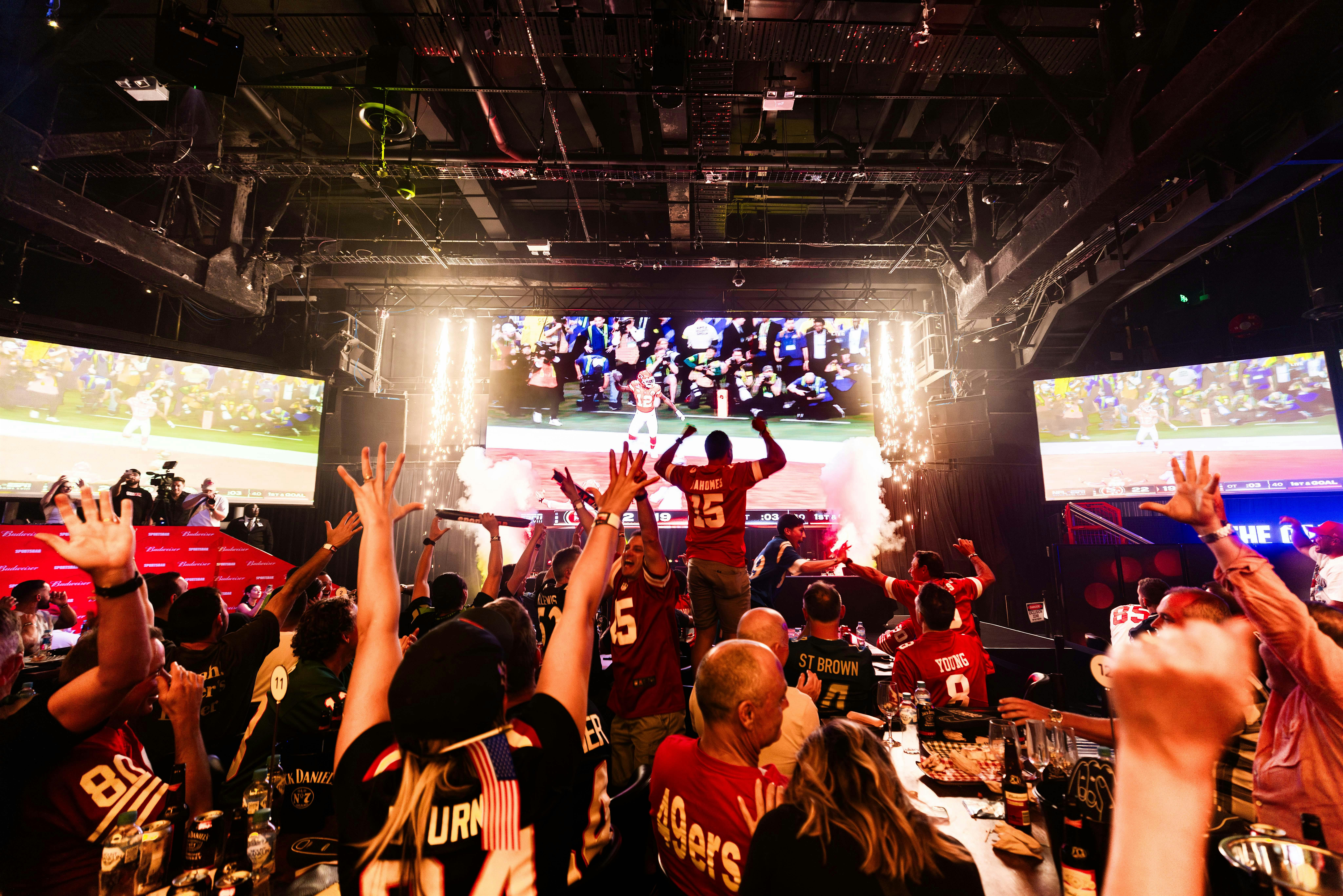 49ers v Rams | Tailgate & Watch Party @ Sports Bar - The Star Sydney