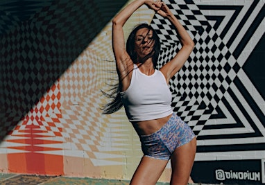 COMMERCIAL DANCE