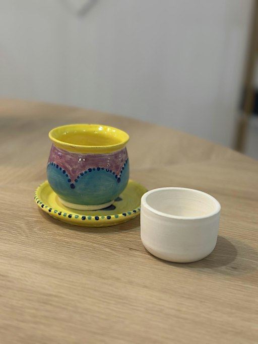 DIY Painting on Pottery