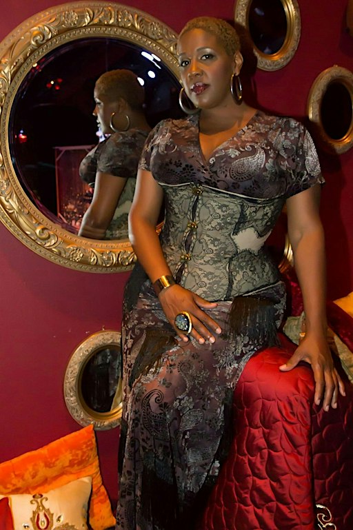 Tea Time with Toscha~The Vocal Storyteller
