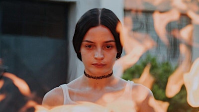 ESPECIAL HALLOWEN "LA VIRGEN DE LA TOSQUERA de Laura Casabé