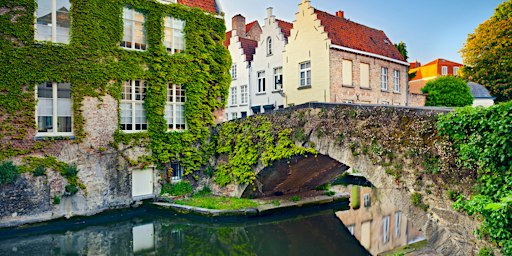 Discover Bruges’ hidden gems with a scavenger hunt by World City Trail!