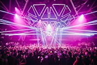 Free entry r&b nightclub inside MGM Grand
