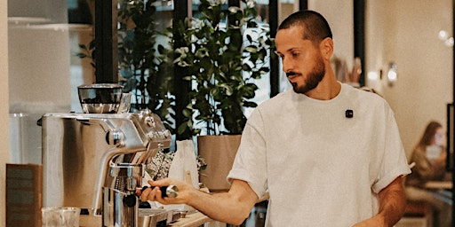 De'Longhi Atelier Barista avec Remy Poirot