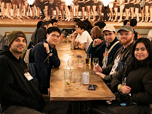 Backpackers, Expats, International & Locals Meetup at Fathers Office QV