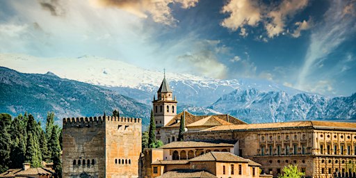Discover Granada with an engaging scavenger hunt by World City Trail!