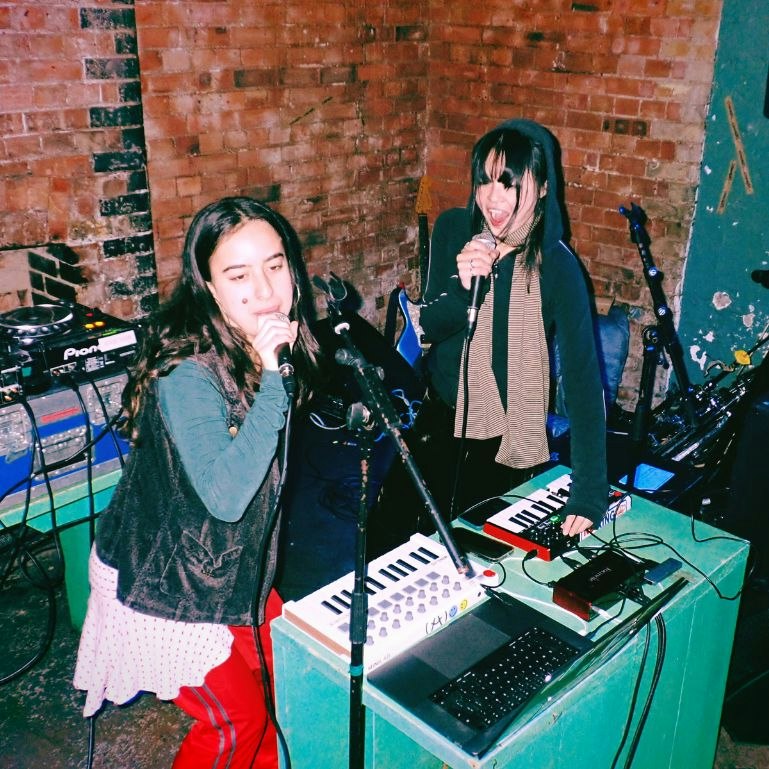 Yamo Lates - Bethnal Green: Lifeloose (In-store)