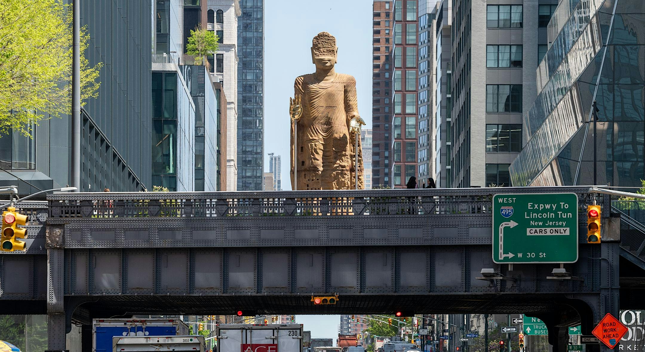 High Line Plinth: Lectures & Meditations – Monuments to War