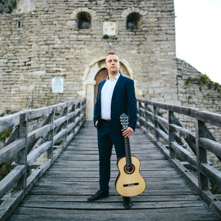 SANEL REDŽIĆ, Classical Guitar