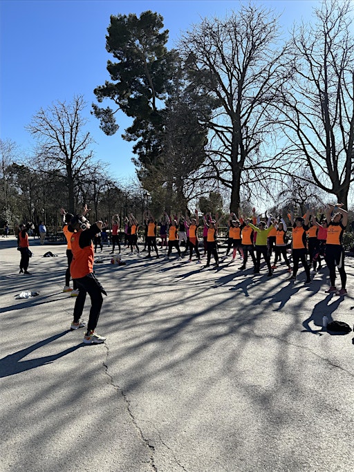 TERAPIA DE BAILE CON AURICULARES Domingo 27/09 (Parque Rey Juan Carlos I)