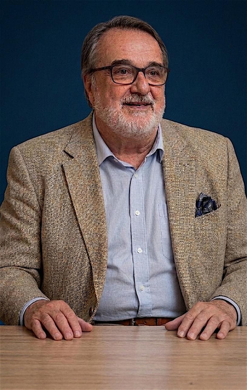 Dr José-Ramón Pérez-Accino -  A Re-evaluation of the Royal Cache (Hybrid)