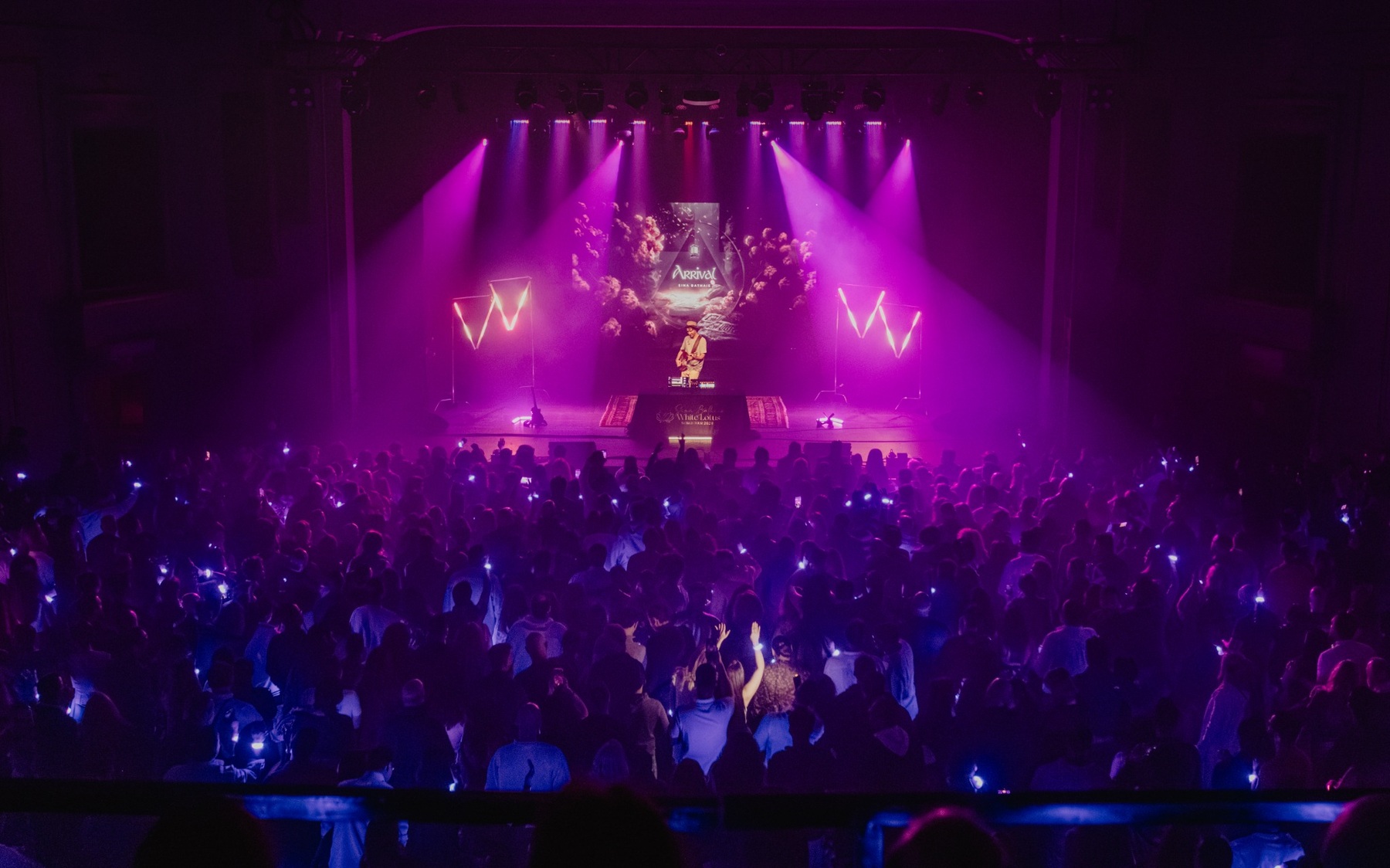 Sina Bathaie — White Lotus World Tour: Back Together - Toronto