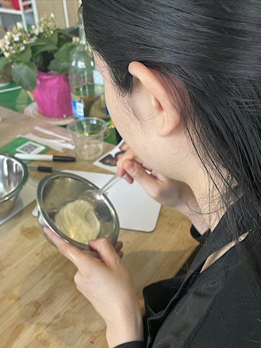 Create Your Own Skin Care & Perfume Experience