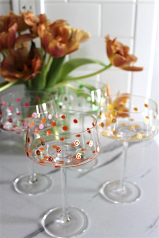 Cocktail glass painting workshop