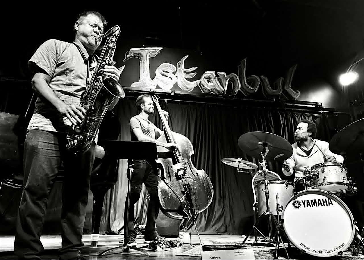 Rob Wagner Trio featuring: James Alsandres and Martin Masakowski