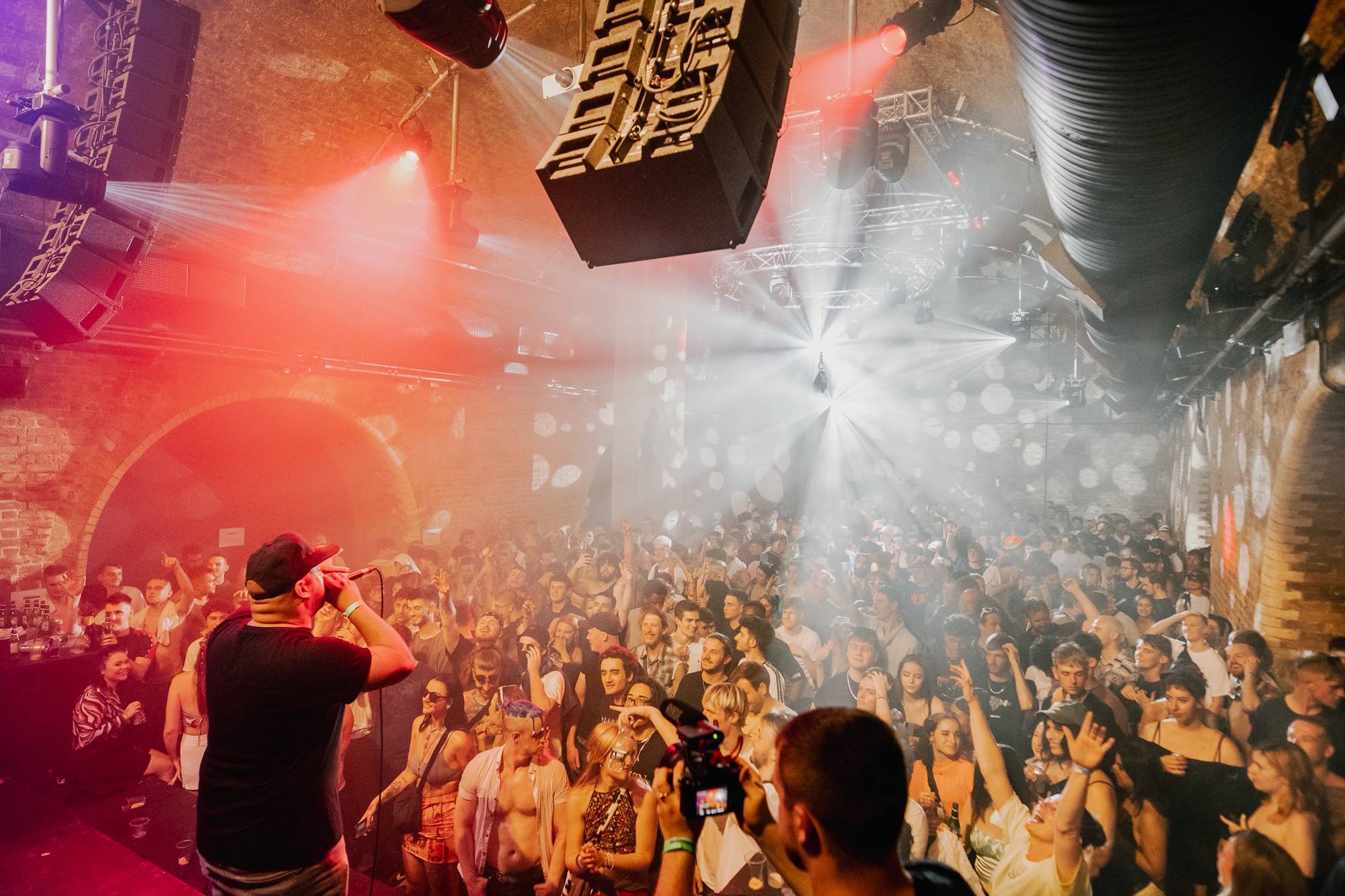 FREE TICKETS + FREE DRINKS: WINTER 2026 – House & Disco ALL NIGHT LONG