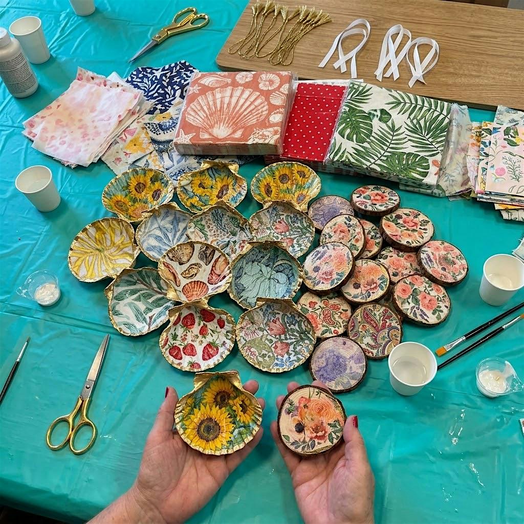 Decoupage shell & wood slice ornaments - Seminole