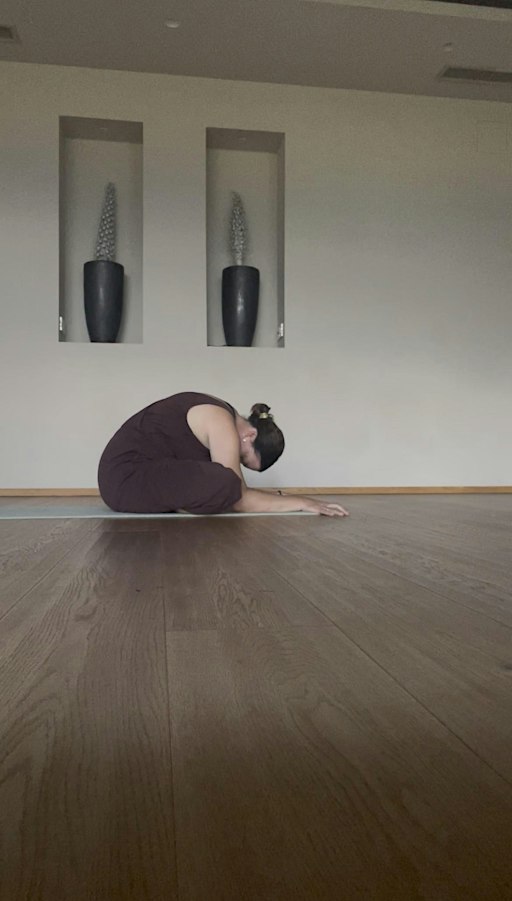 Weihnachtlicher Women Circle und Restoratives Yoga