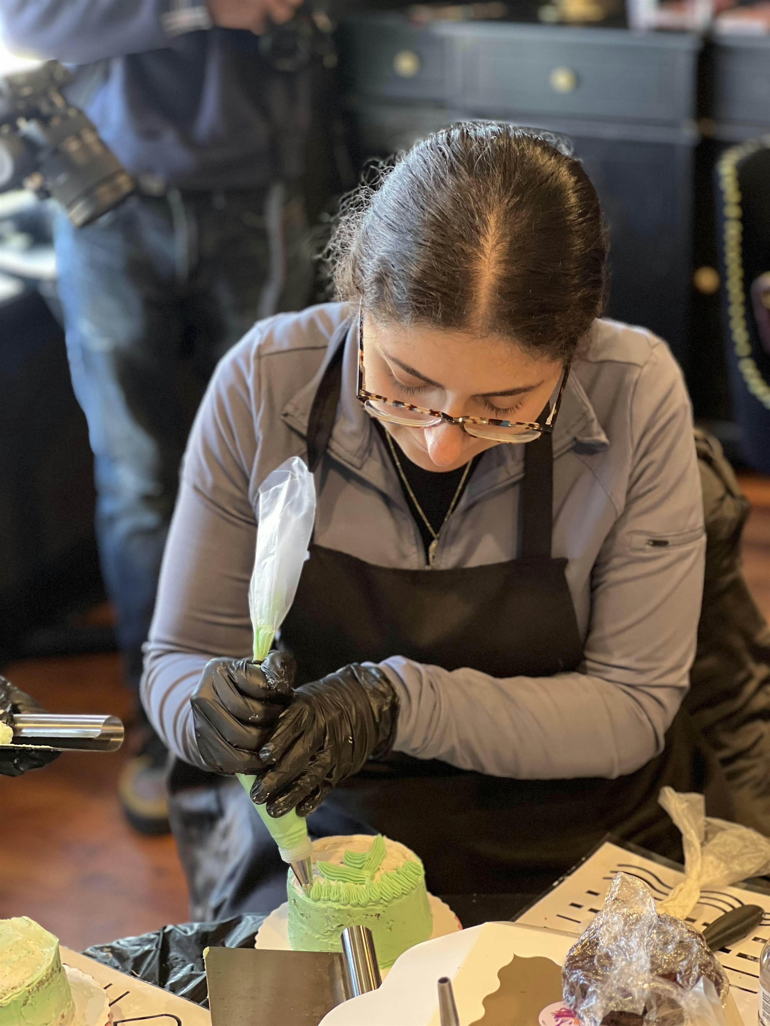 Cakes & Mixology: The Experience