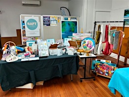 Art Market & Exhibition