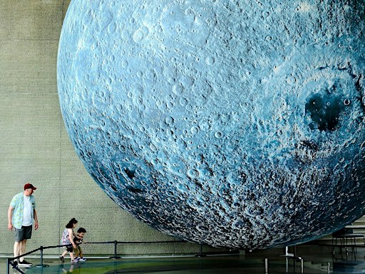 Spinningfields, St. John's & Campfield Studios: Museum of the Moon